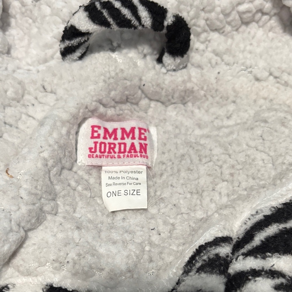 Zebra Pattern Hooded Robe - Picture 3 of 3